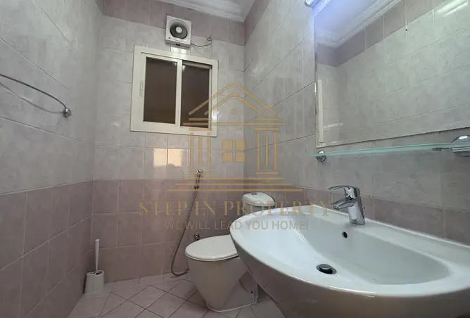 63307180 - Property Image 3