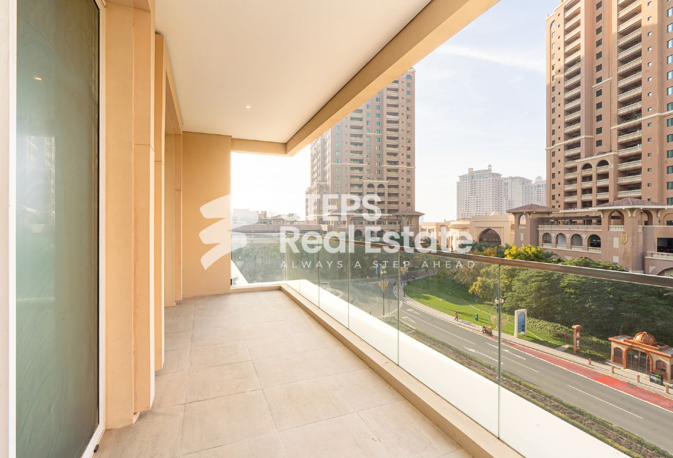 Sea View 1 Bedroom Apartment in Porto Arabia