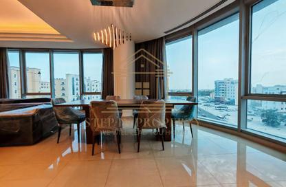 Apartment - 2 Bedrooms - 4 Bathrooms for rent in Ramada Commercial Building - Al Rawabi Street - Al Muntazah - Doha