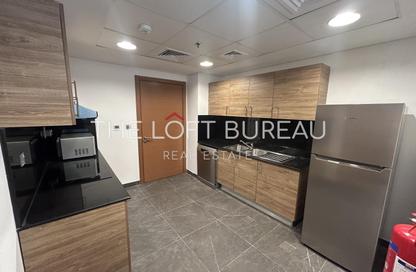 Apartment - 2 Bedrooms - 4 Bathrooms for rent in West Bay - West Bay - Doha