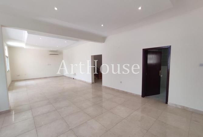 55922019 - Property Image 2