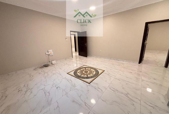 1003561 - Property Image 2