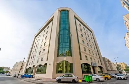 Apartment - Studio - 1 Bathroom for rent in Al Sadd Road - Al Sadd - Doha Apartment - Studio - 1 Bathroom for rent in Al Sadd Road - Al Sadd - Doha