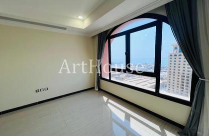 Apartment - 2 Bedrooms - 2 Bathrooms for rent in Porto Arabia - The Pearl Island - Doha