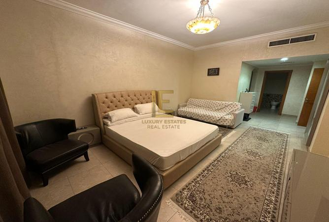 1003565 - Property Image 3