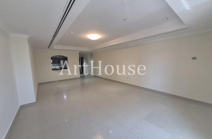 Apartment - 1 Bedroom - 2 Bathrooms for rent in Porto Arabia - The Pearl Island - Doha