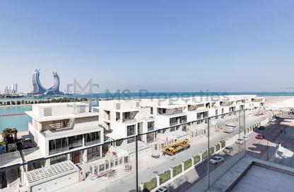 Apartment - 2 Bedrooms - 3 Bathrooms for rent in Crystal Residence - Gewan Island - The Pearl Island - Doha