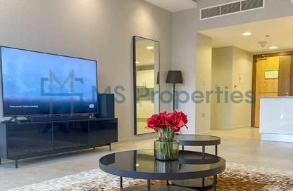Apartment - 1 Bedroom - 2 Bathrooms for sale in Lusail Residence - Marina District - Lusail