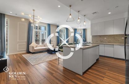 Apartment - 2 Bedrooms - 4 Bathrooms for rent in Floresta Gardens - Floresta Gardens - The Pearl Island - Doha