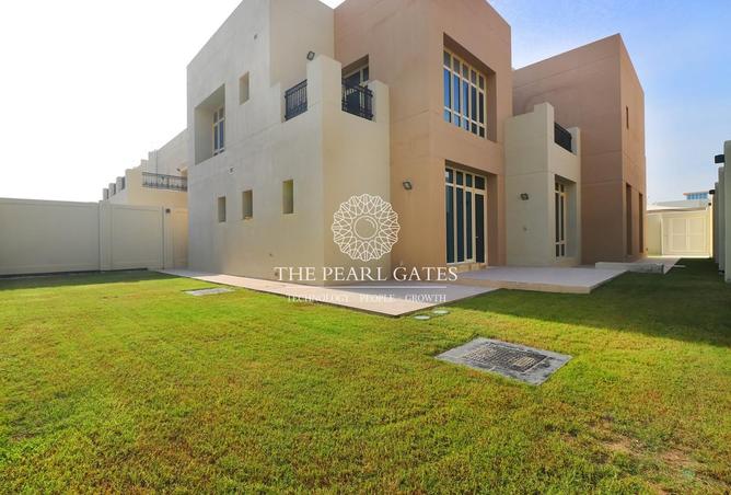 974033 - Property Main Image