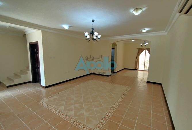 57030740 - Property Image 2