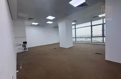 مساحات مكتبية - 2 غرف نوم - 1 حمام للايجار في مرتفعات مارينا لوسيل - منطقة المارينا - الوسيل