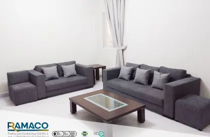 Apartment - 1 Bedroom - 1 Bathroom for rent in Umm Ghwailina Comm - Umm Ghuwalina - Umm Ghuwailina - Doha