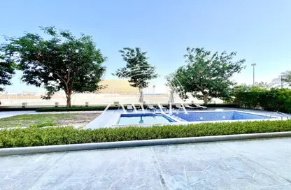 Apartment - 2 Bedrooms - 3 Bathrooms for rent in Rivan Building - Al Erkyah City - Lusail