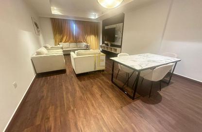 Apartment - 1 Bedroom - 2 Bathrooms for rent in West Porto Drive - Porto Arabia - The Pearl Island - Doha