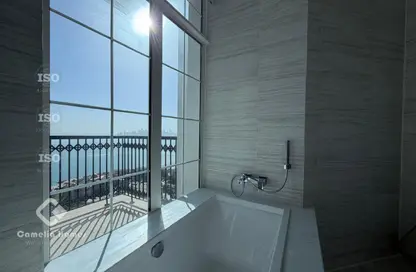 Apartment - 2 Bedrooms - 4 Bathrooms for rent in Floresta Gardens - Floresta Gardens - The Pearl Island - Doha