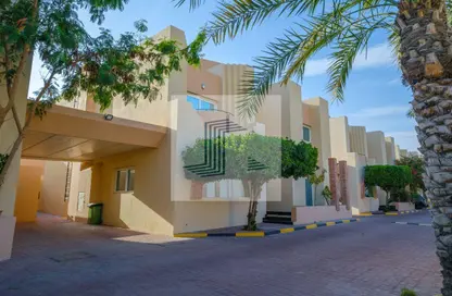 مجمع سكني - 4 غرف نوم - 5 حمامات للايجار في قرية ميراج - نجمة - الدوحة