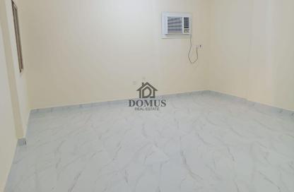 Apartment - 2 - 2 for rent in Thabit Bin Zaid Street - Al Mansoura - Doha
