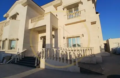 Villa - 6 Bedrooms - 7 Bathrooms for sale in Waterfront West Villas - Waterfront Residential - The Waterfront - Lusail