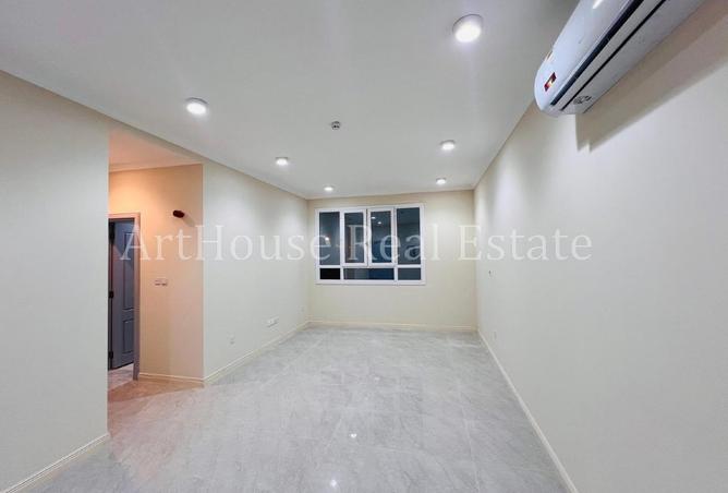 52640102 - Property Image 3