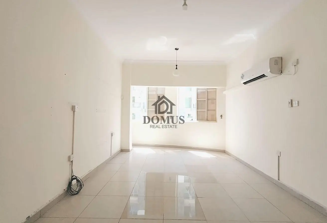 63810186 - Property Main Image
