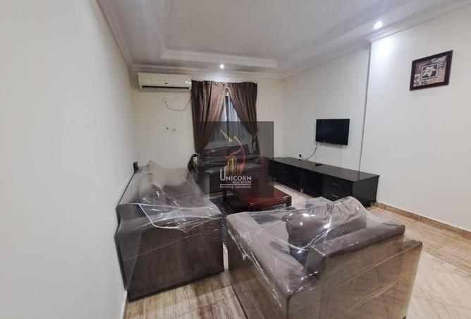 52180040 - Property Image 2