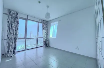 Apartment - 2 Bedrooms - 4 Bathrooms for rent in Zig Zag Towers - West Bay - Doha