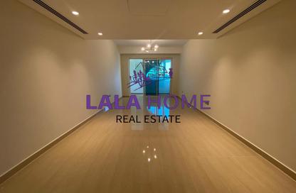 Apartment - 1 Bedroom - 2 Bathrooms for rent in Viva West - Viva Bahriyah - The Pearl Island - Doha