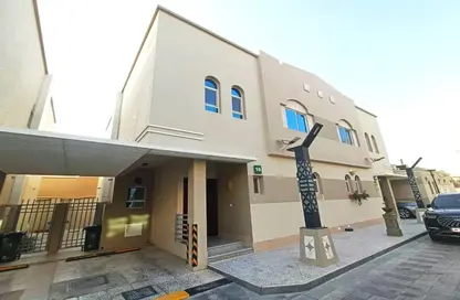 Villa - 4 Bedrooms - 4 Bathrooms for rent in New Salata - Salata - Doha