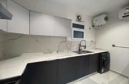 Apartment - 1 Bedroom - 2 Bathrooms for rent in Muntazah 7 - Al Muntazah - Doha