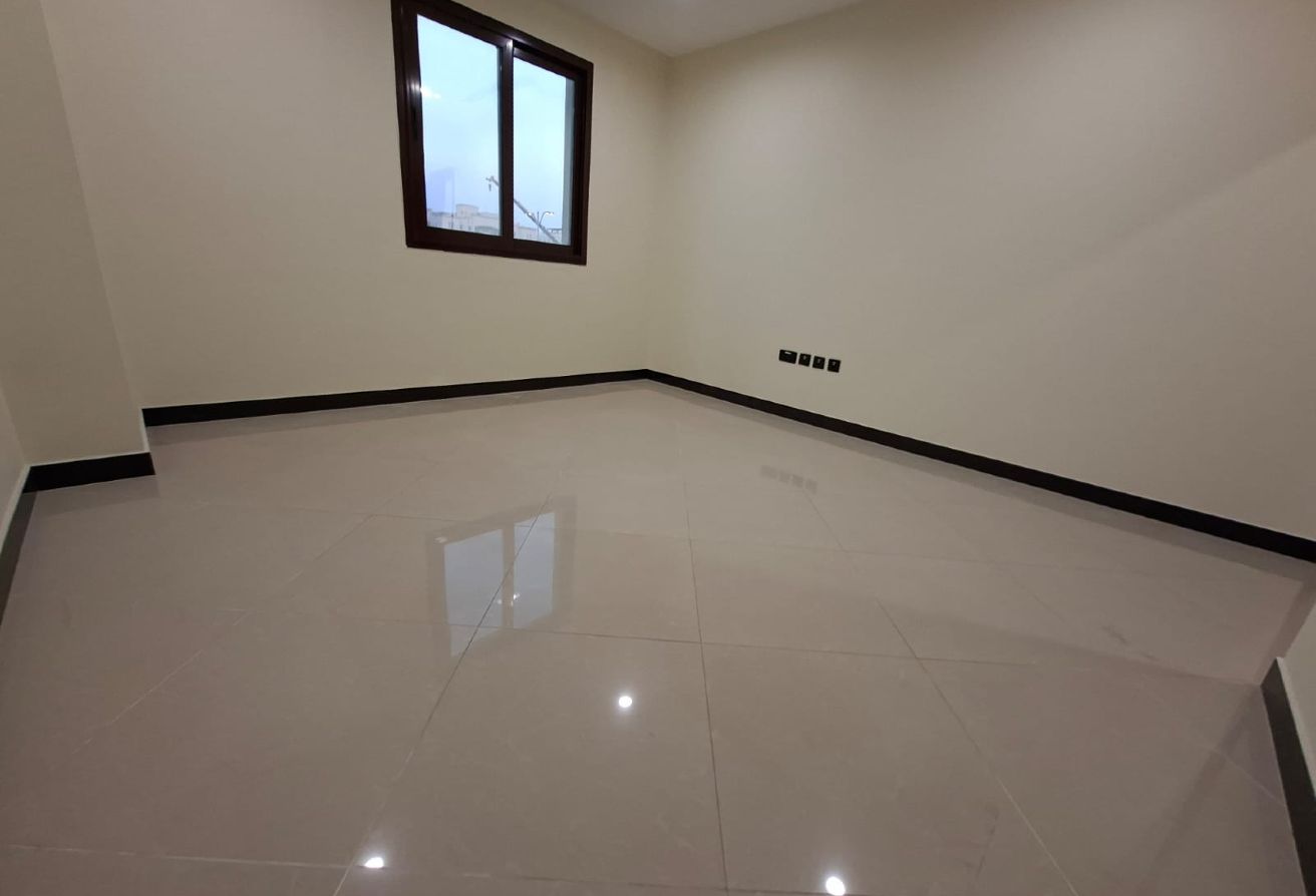 2 BHK Semi Furnished | Al Erkyah | QAR 6,500 thumbnail 3