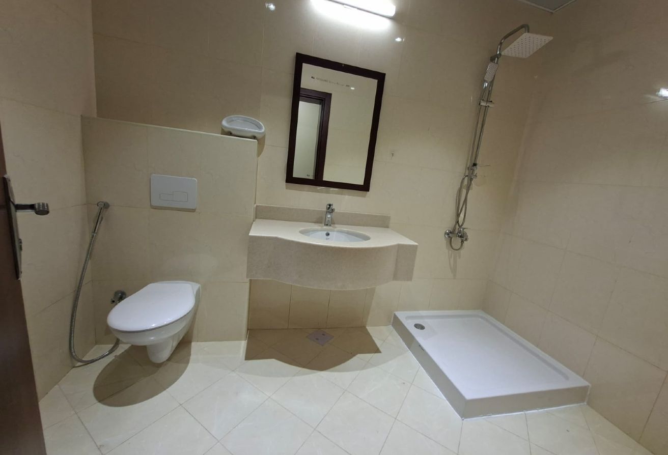 2 BHK Semi Furnished | Al Erkyah | QAR 6,500 thumbnail 11