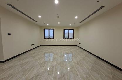 Apartment - 2 - 2 for rent in R-19 Building - Al Erkyah City - Lusail