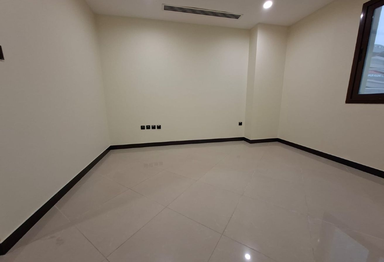2 BHK Semi Furnished | Al Erkyah | QAR 6,500 thumbnail 6