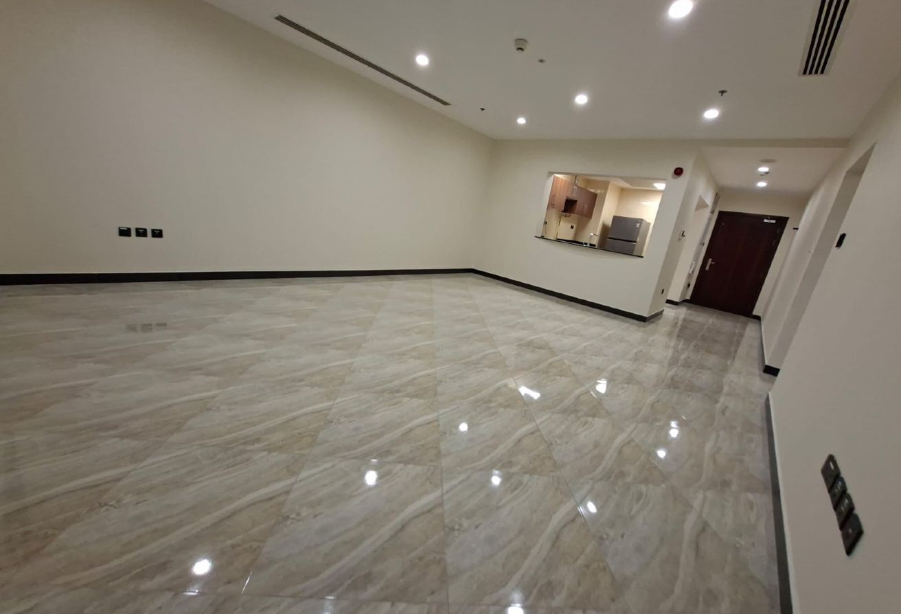 2 BHK Semi Furnished | Al Erkyah | QAR 6,500 thumbnail 4