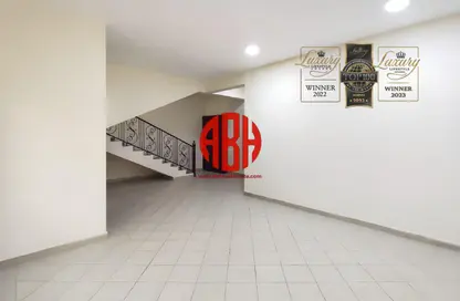 Compound - 5 Bedrooms - 5 Bathrooms for rent in Umm Al Seneem Street - Ain Khaled - Doha