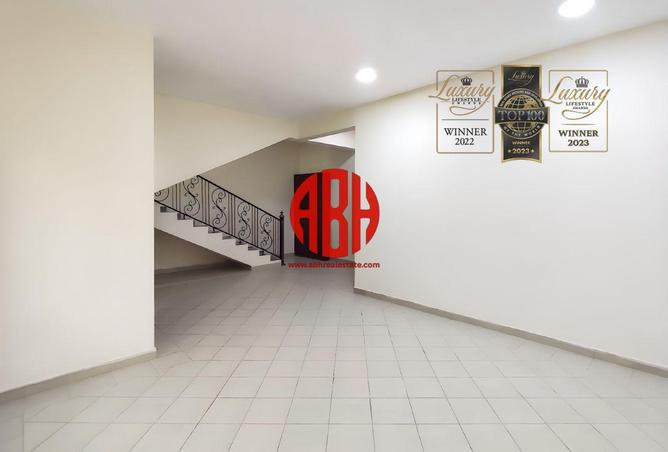 52910098 - Property Main Image