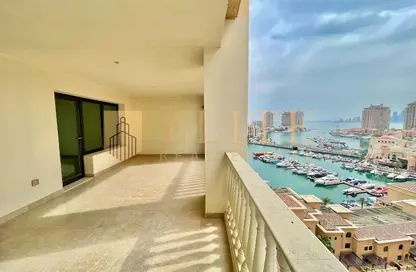 Apartment - 2 Bedrooms - 1 Bathroom for rent in East Porto Drive - Porto Arabia - The Pearl Island - Doha