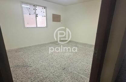 Labor Camp - Studio - 7+ Bathrooms for rent in Industrial Area 5 - Industrial Area - Industrial Area - Doha