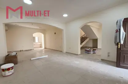 Villa - 4 Bedrooms - 5 Bathrooms for rent in Al Rayyan - Al Rayyan - Doha