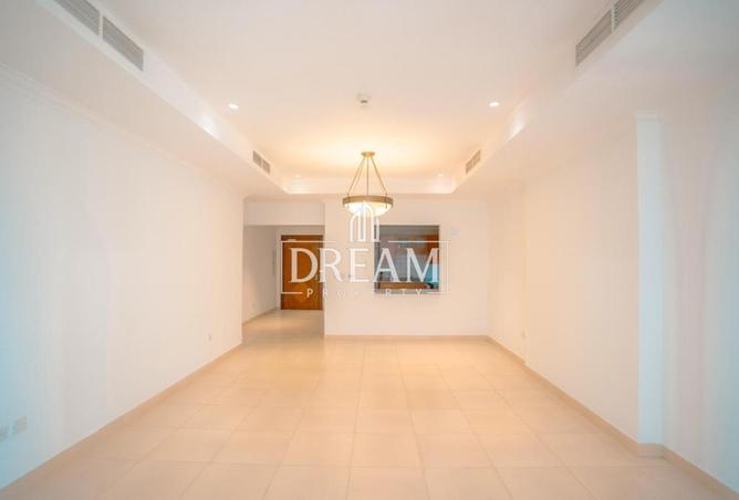 987830 - Property Main Image