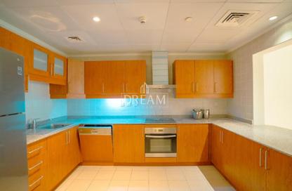 Apartment - 1 Bedroom - 2 Bathrooms for sale in Porto Arabia - The Pearl Island - Doha