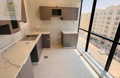 Apartment - 3 Bedrooms - 4 Bathrooms for rent in Al Sadd Road - Al Sadd - Doha Apartment - 3 Bedrooms - 4 Bathrooms for rent in Al Sadd Road - Al Sadd - Doha