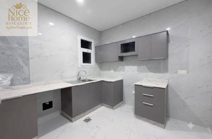 Apartment - 3 Bedrooms - 4 Bathrooms for rent in Al Sadd Road - Al Sadd - Doha