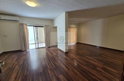 Apartment - 2 Bedrooms - 2 Bathrooms for rent in Thabit Bin Zaid Street - Al Mansoura - Doha