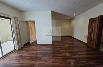 Apartment - 2 Bedrooms - 2 Bathrooms for rent in Thabit Bin Zaid Street - Al Mansoura - Doha Apartment - 2 Bedrooms - 2 Bathrooms for rent in Thabit Bin Zaid Street - Al Mansoura - Doha