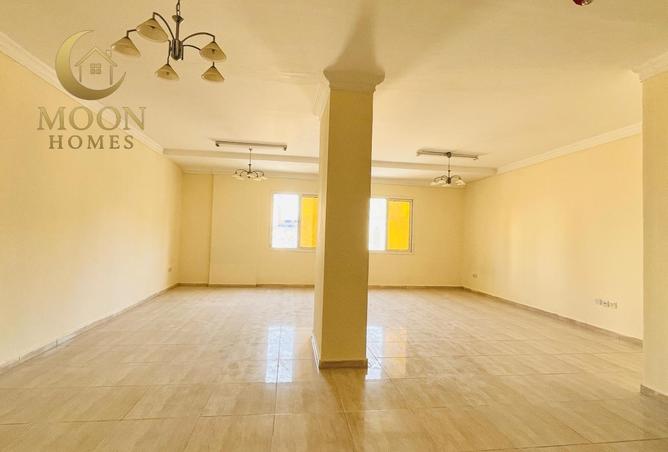 56978242 - Property Image 2