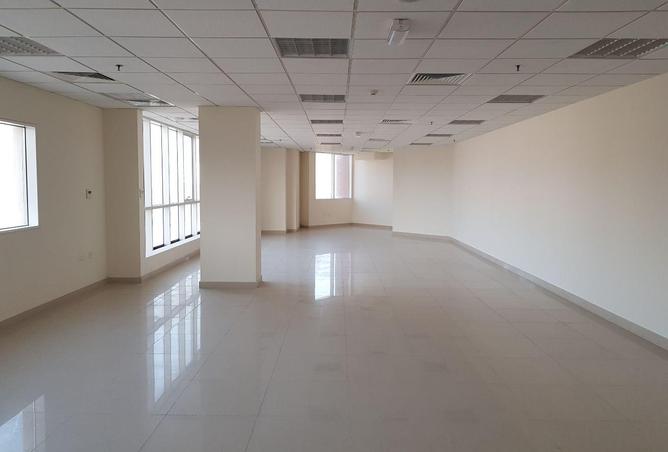 52910198 - صورة العقار 3