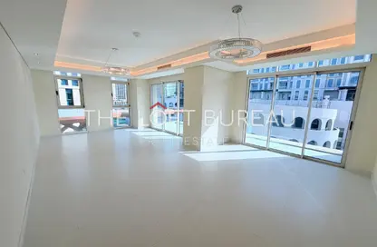 Apartment - 3 Bedrooms - 5 Bathrooms for rent in Crystal Residence - Gewan Island - The Pearl Island - Doha