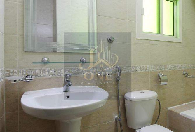 60725703 - Property Image 3